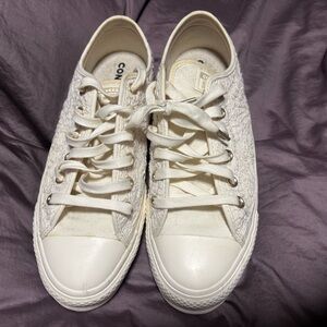 Converse Women's Off-White Low Top Lace-Up Sneakers